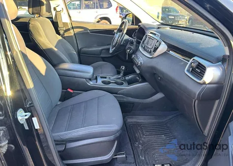2016 Kia Sorento Lx z USA, uszkodzony, nr VIN 5XYPGDA38GG106078